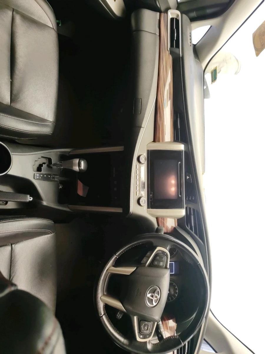 2017 Toyota Innova Crysta TOURING SPORT DIESEL AT, Diesel, Automatic, 60,681 km, interior