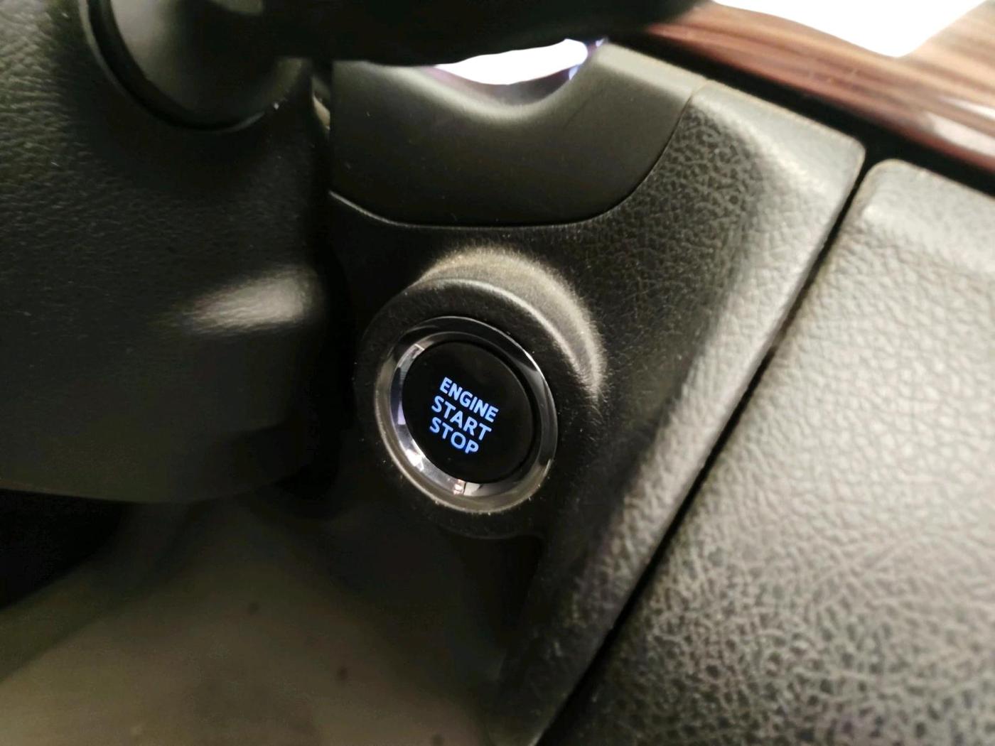 2017 Toyota Innova Crysta TOURING SPORT DIESEL AT, Diesel, Automatic, 60,681 km, interior