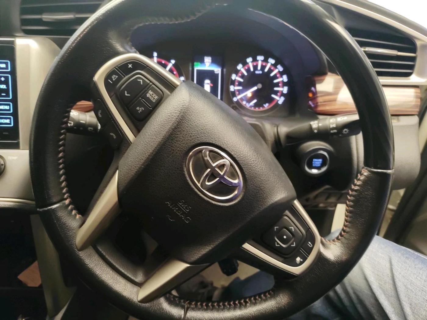 2017 Toyota Innova Crysta TOURING SPORT DIESEL AT, Diesel, Automatic, 60,681 km, interior