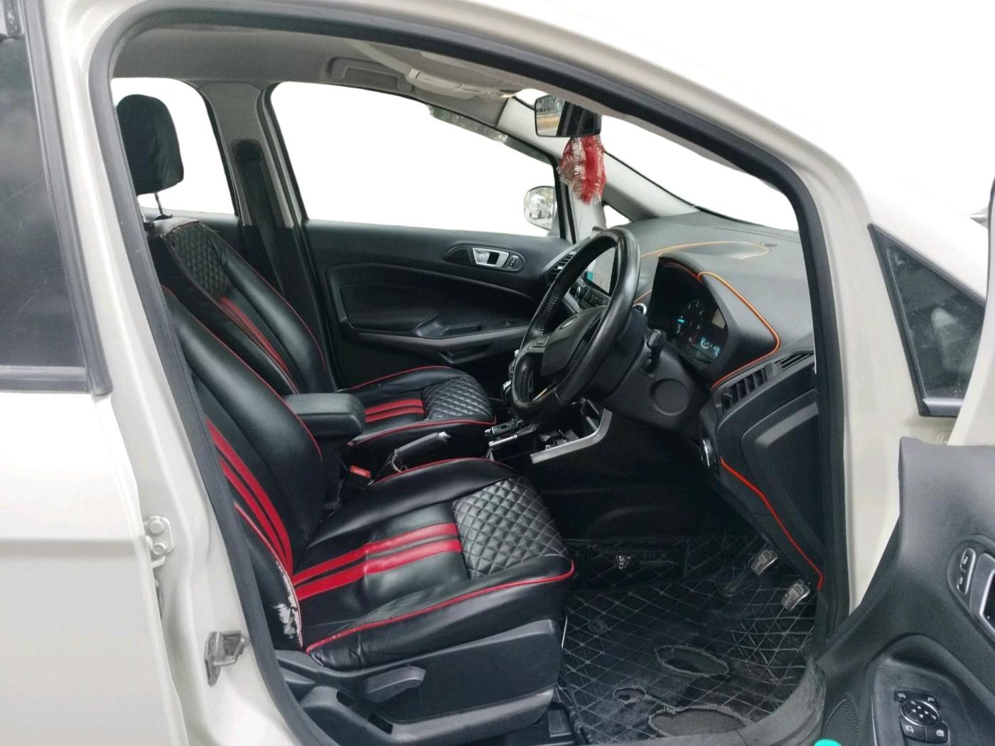 2018 Ford Ecosport TITANIUM 1.5L DIESEL, Diesel, Manual, 1,02,557 km, interior