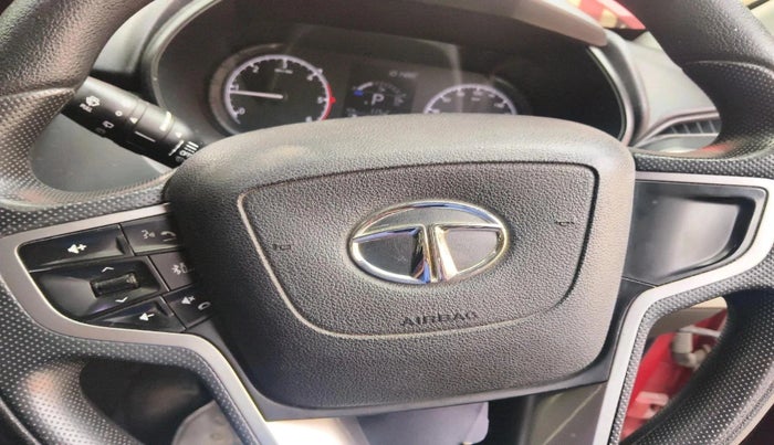 2020 Tata Harrier XMA 2.0L KRYOTEC, Diesel, Automatic, 1,16,481 km, interior