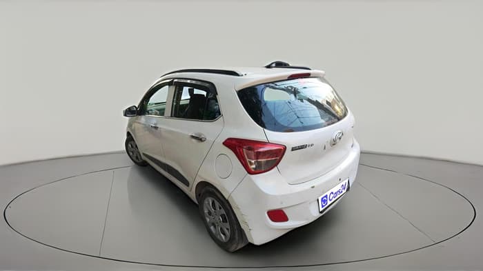 2015 Hyundai Grand i10 SPORTZ 1.2 KAPPA VTVT, CNG, Manual, 1,16,071 km, exterior