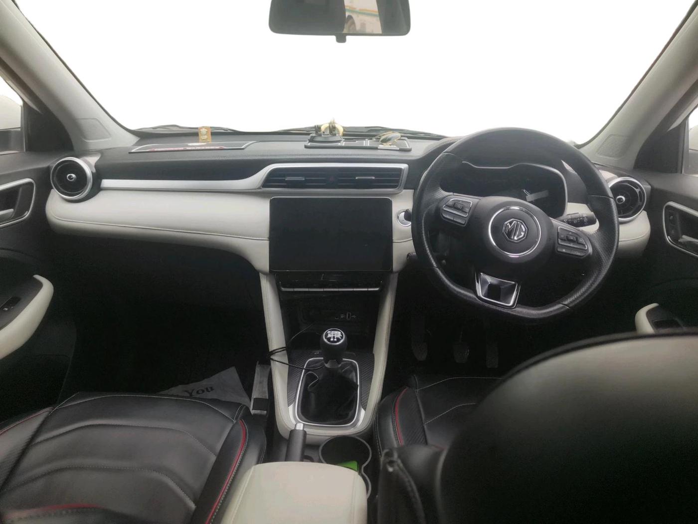2023 MG ASTOR SMART 1.5 MT, Petrol, Manual, 33,002 km, interior