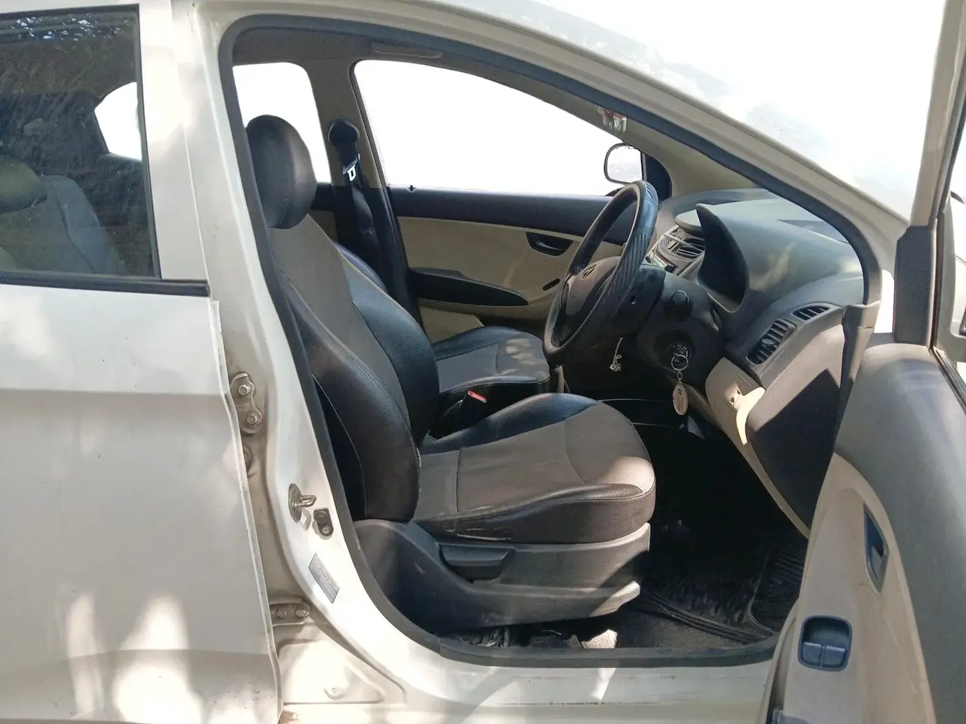 2013 Hyundai Eon ERA +, Petrol, Manual, 47,628 km, interior