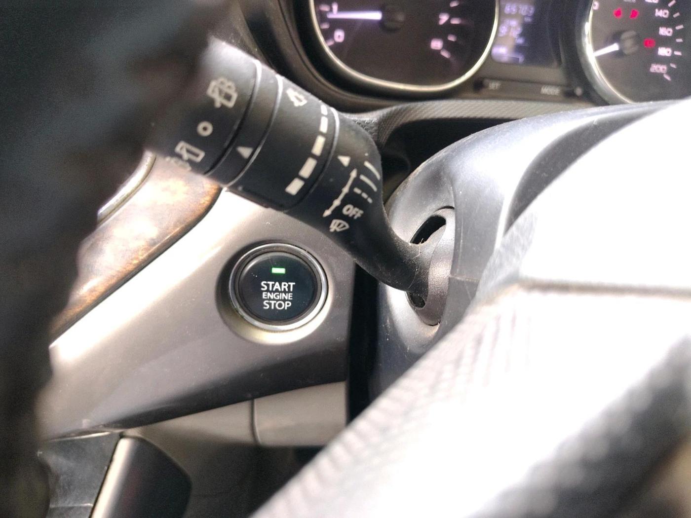 2019 Tata NEXON XZ PLUS PETROL, Petrol, Manual, 65,703 km, interior
