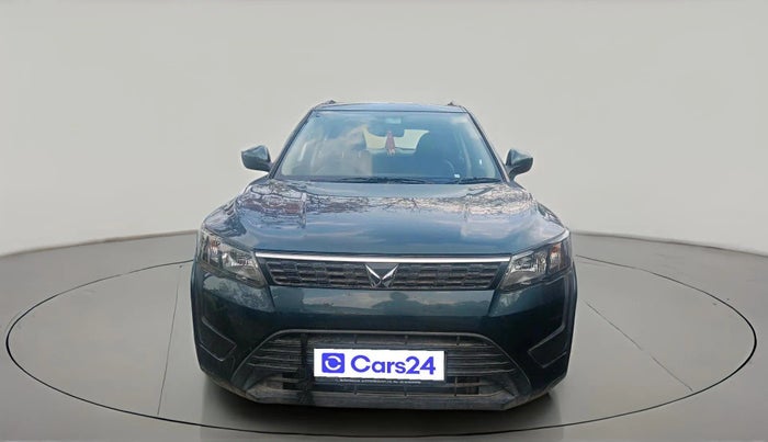 2023 Mahindra XUV300 W4 1.5 DIESEL, Diesel, Manual, 28,727 km, exterior