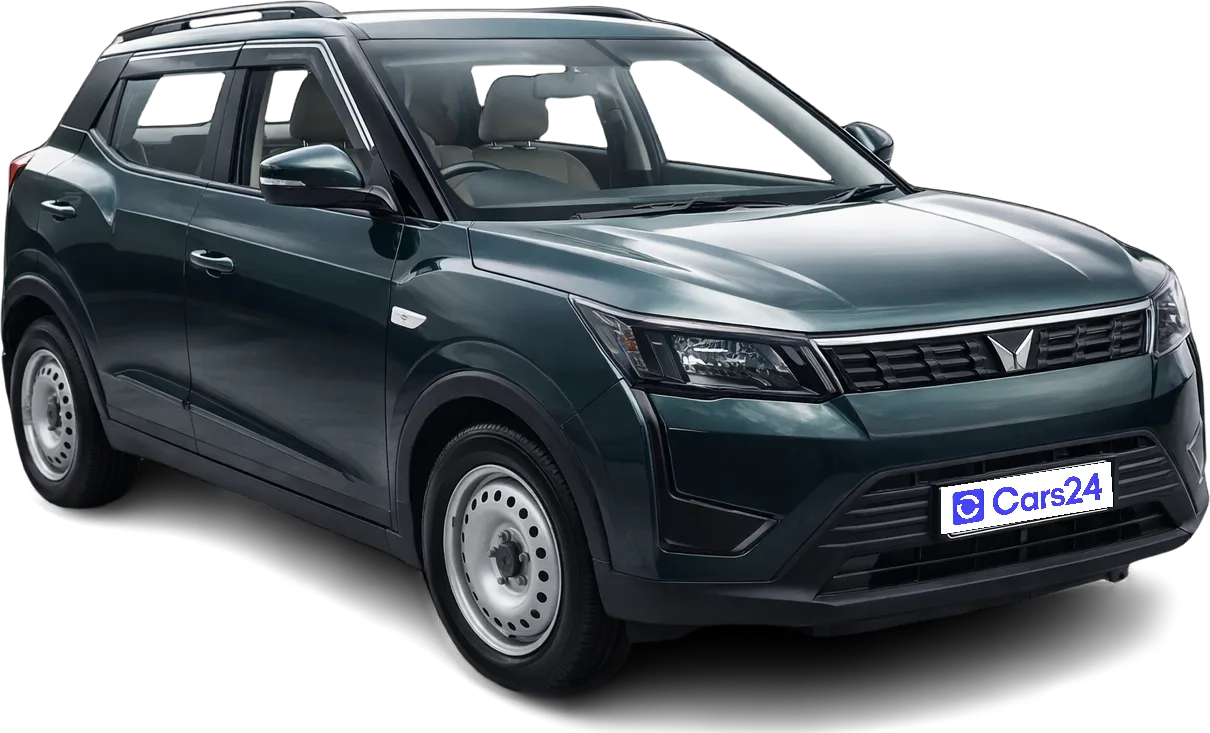 2023 Mahindra XUV300 - SUV - Diesel - Manual - ₹7.20 lakh