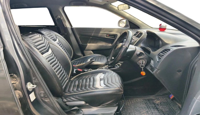 2017 Maruti Vitara Brezza VDI (O), Diesel, Manual, 74,332 km, interior