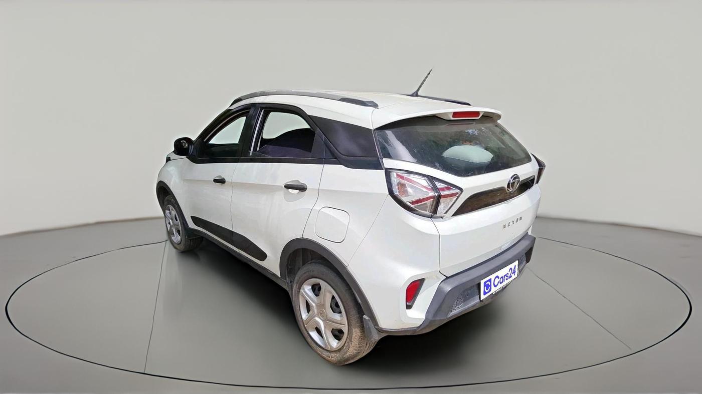 2023 Tata NEXON XM PETROL, Petrol, Manual, 25,104 km, exterior
