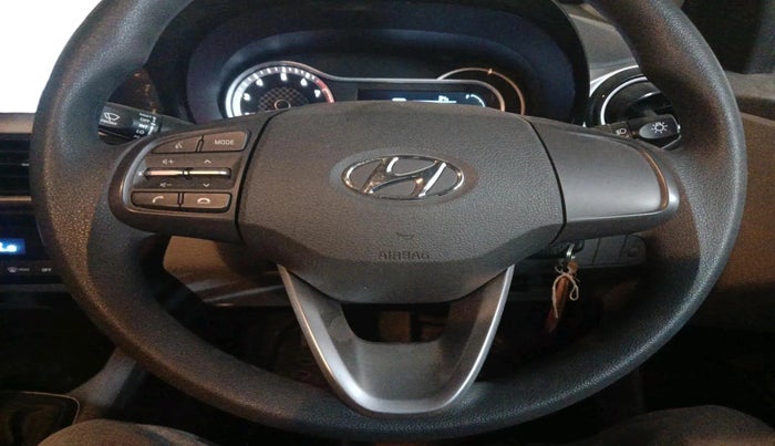 2022 Hyundai GRAND I10 NIOS SPORTZ 1.2 KAPPA VTVT, Petrol, Manual, 2,006 km, interior