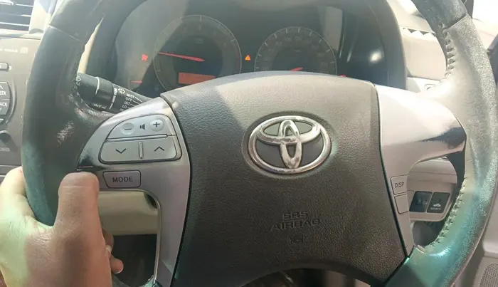 2011 Toyota Corolla Altis G PETROL, Petrol, Manual, 1,14,617 km, interior