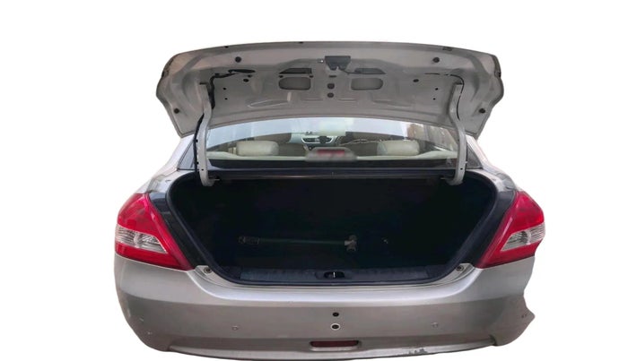 2013 Maruti Swift Dzire VXI, Petrol, Manual, 41,315 km, exterior