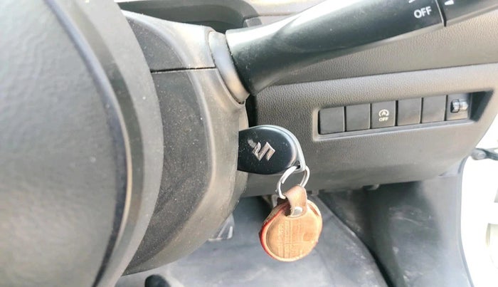 2021 Maruti Swift VXI, CNG, Manual, 59,701 km, interior