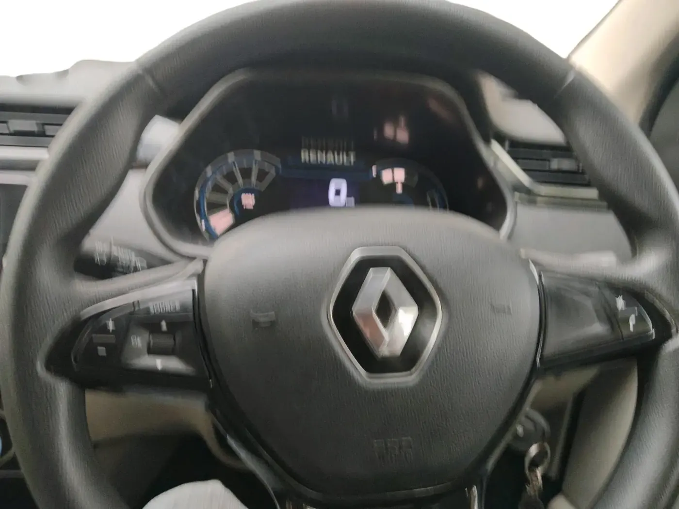 2024 Renault TRIBER RXT, Petrol, Manual, 14,110 km, interior