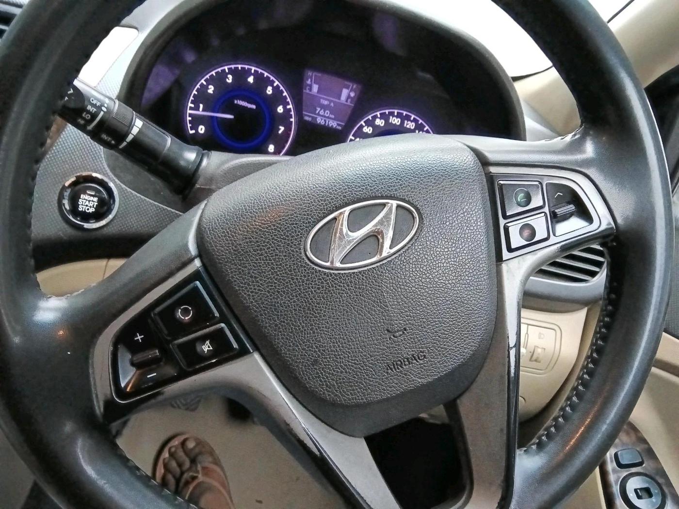 2015 Hyundai Verna FLUIDIC 4S 1.6 VTVT S(O), CNG, Manual, 96,199 km, interior