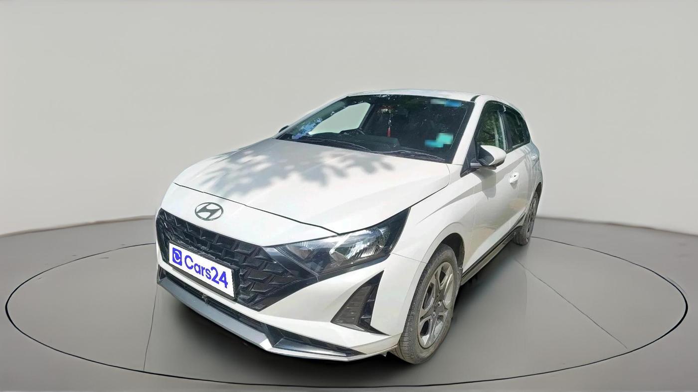 2024 Hyundai NEW I20 SPORTZ 1.2 MT, Petrol, Manual, 21,636 km, exterior