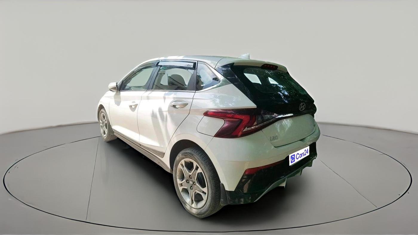 2024 Hyundai NEW I20 SPORTZ 1.2 MT, Petrol, Manual, 21,636 km, exterior