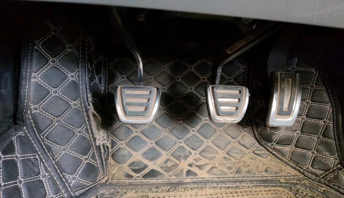 2024 Skoda KUSHAQ AMBITION 1.0L TSI MT, Petrol, Manual, 25,874 km, interior