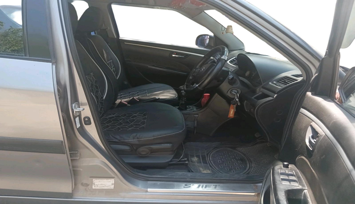 2012 Maruti Swift ZXI, Petrol, Manual, 39,308 km, interior