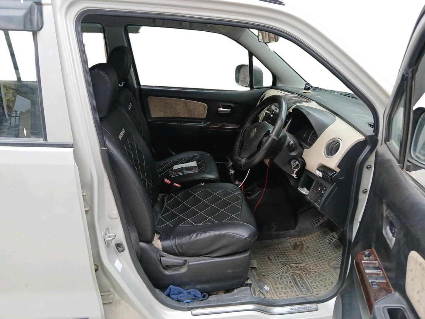2018 Maruti Wagon R 1.0 VXI, Petrol, Manual, 54,612 km, interior