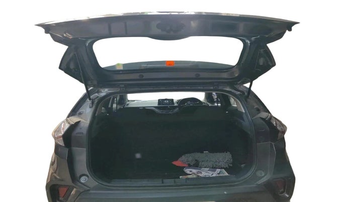 2022 Tata NEXON XM SUNROOF PETROL, Petrol, Manual, 18,750 km, exterior