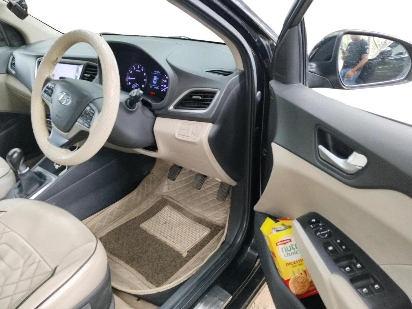 2019 Hyundai Verna 1.6 VTVT SX, Petrol, Manual, 59,827 km, interior