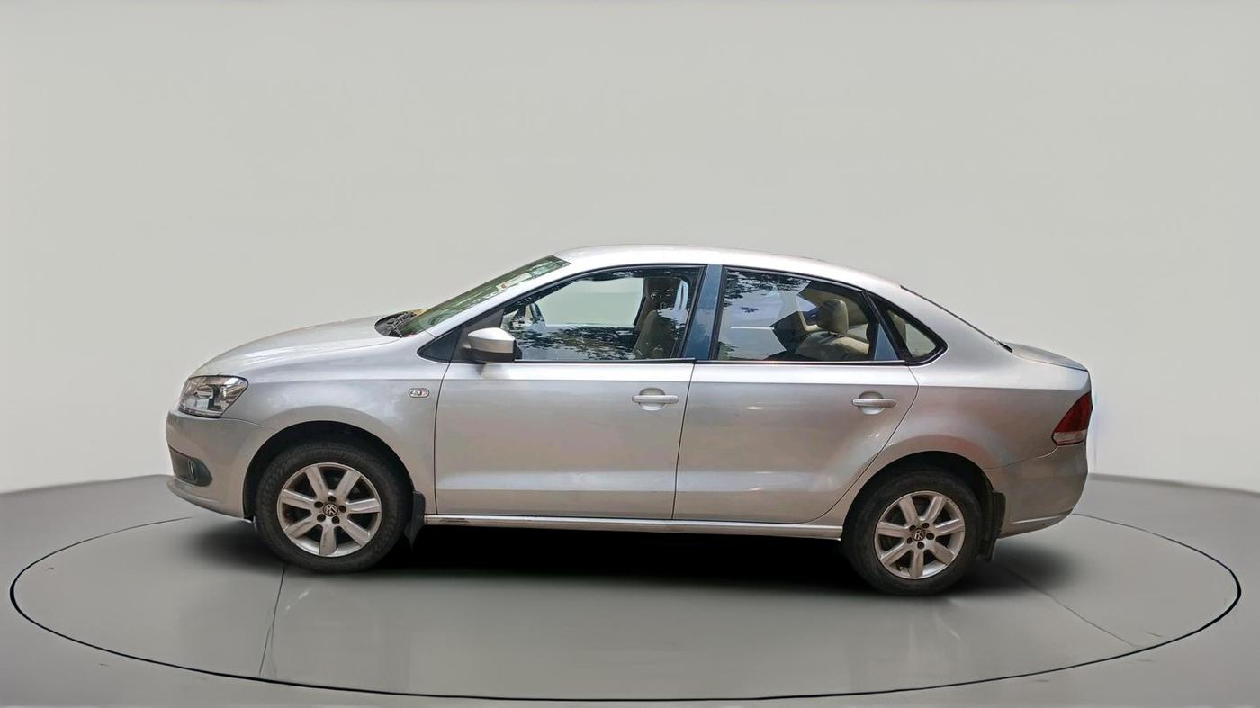 2011 Volkswagen Vento HIGHLINE 1.6 MPI, Petrol, Manual, 1,16,729 km, exterior