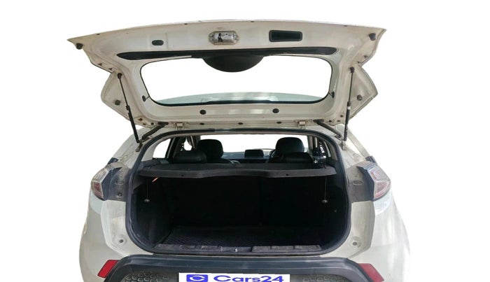 2017 Tata NEXON XZ PLUS PETROL, Petrol, Manual, 1,22,203 km, exterior