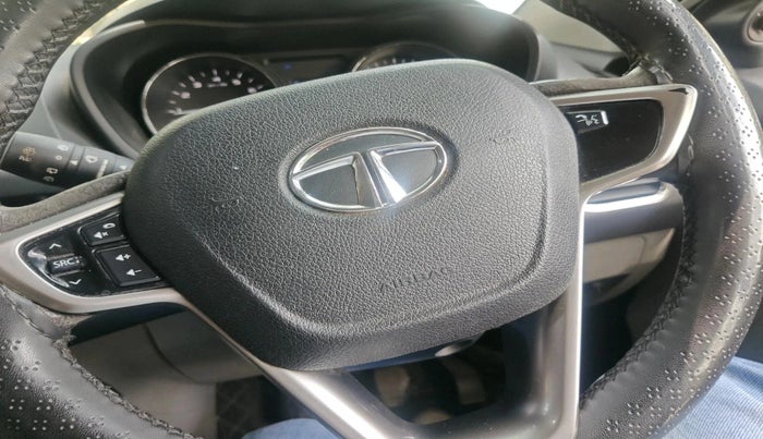 2017 Tata NEXON XZ PLUS PETROL, Petrol, Manual, 1,22,203 km, interior