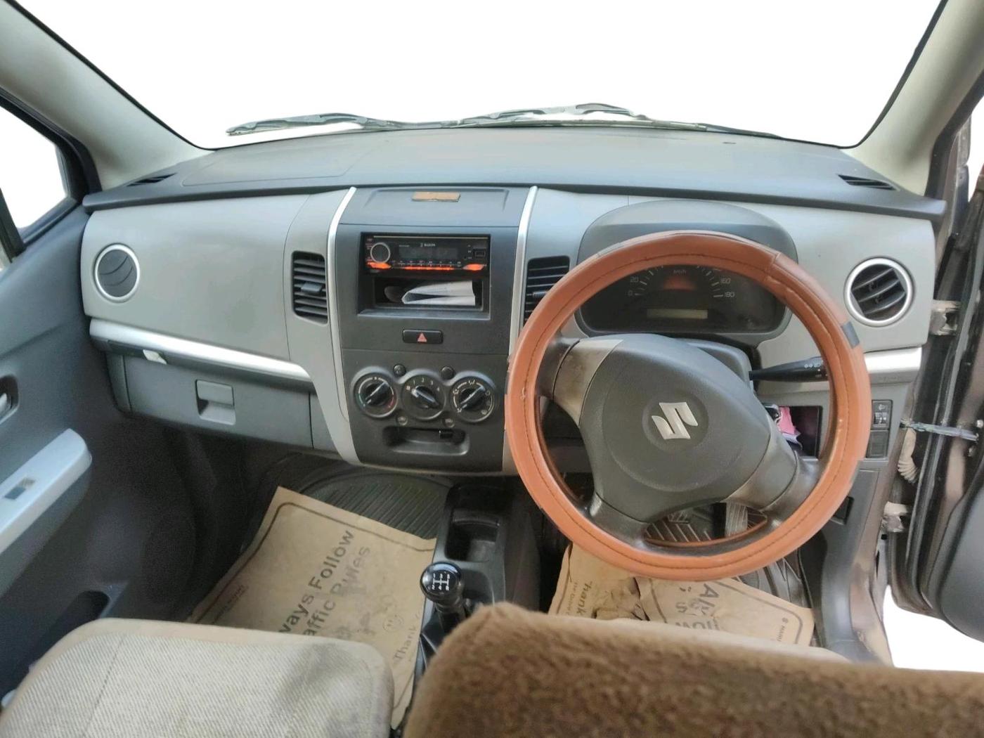 2011 Maruti Wagon R 1.0 LXI, Petrol, Manual, 2,03,127 km, interior