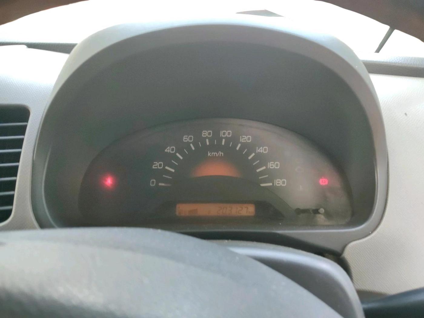 2011 Maruti Wagon R 1.0 LXI, Petrol, Manual, 2,03,127 km, interior