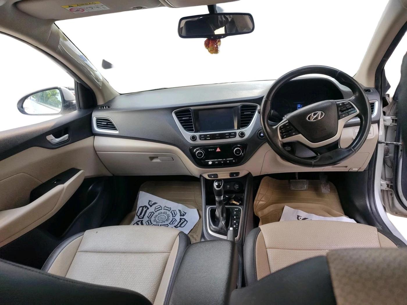 2017 Hyundai Verna 1.6 VTVT SX (O) AT, Petrol, Automatic, 68,837 km, interior