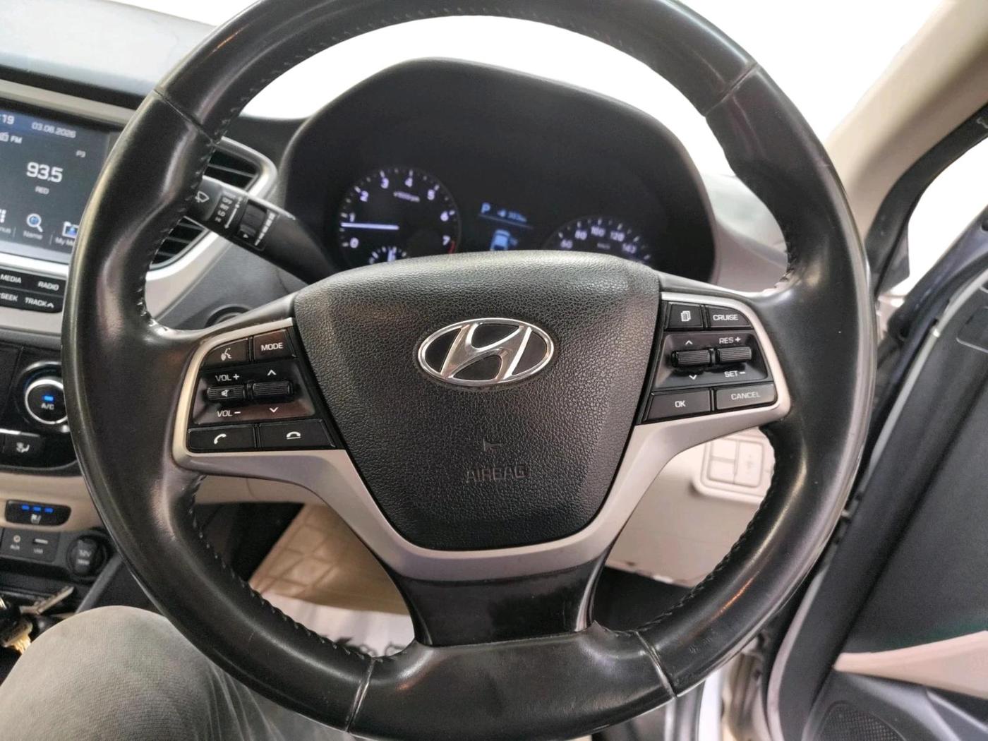 2017 Hyundai Verna 1.6 VTVT SX (O) AT, Petrol, Automatic, 68,837 km, interior