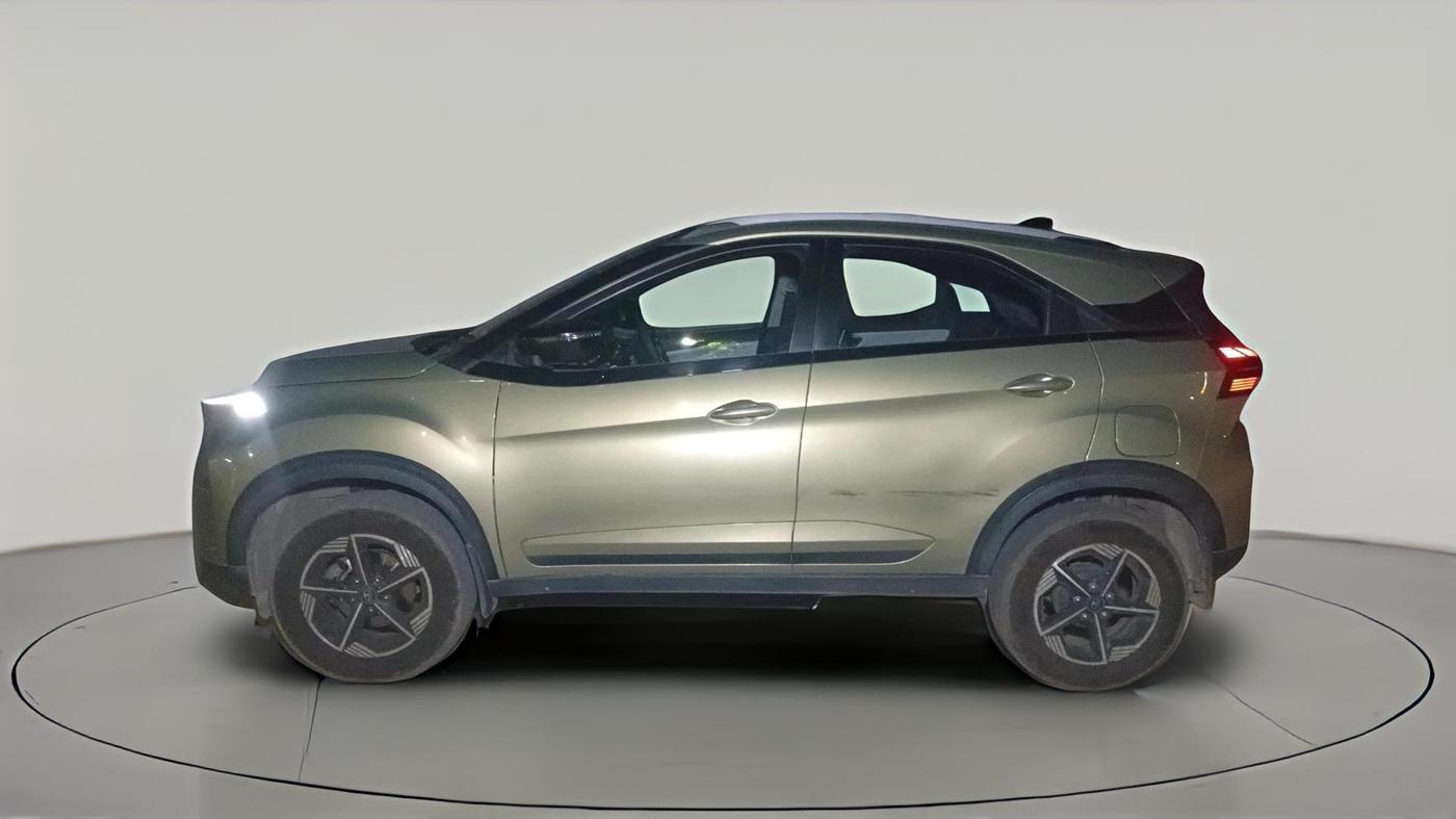 2025 Tata NEXON CREATIVE+ SUNROOF AMT 1.2 PETROL, Petrol, Automatic, 8,159 km, exterior