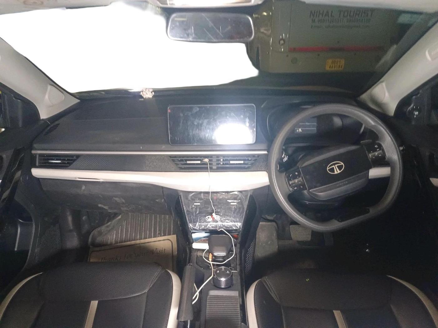 2025 Tata NEXON CREATIVE+ SUNROOF AMT 1.2 PETROL, Petrol, Automatic, 8,159 km, interior