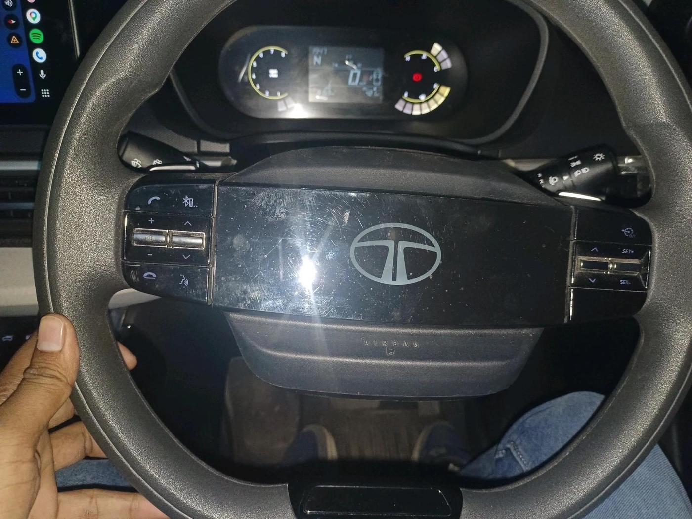 2025 Tata NEXON CREATIVE+ SUNROOF AMT 1.2 PETROL, Petrol, Automatic, 8,159 km, interior