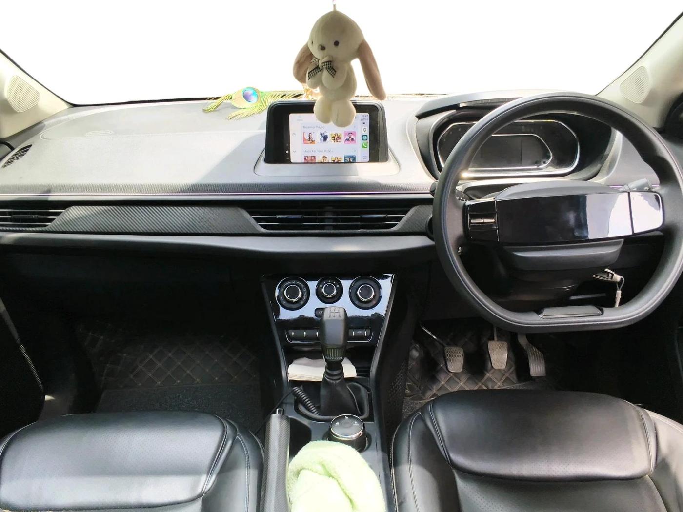 2024 Tata NEXON SMART PLUS S 1.2 REVOTRON, Petrol, Manual, 15,915 km, interior