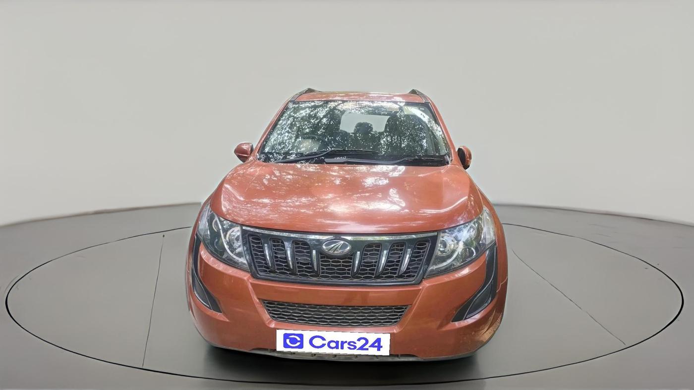 2017 Mahindra XUV500 W6 1.99, Diesel, Manual, 60,238 km, exterior