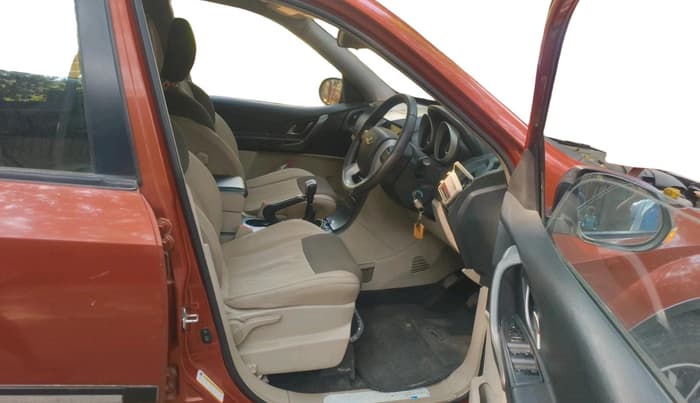 2017 Mahindra XUV500 W6 1.99, Diesel, Manual, 60,238 km, interior