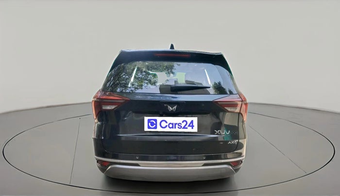 2021 Mahindra XUV700 AX 7 LUXURY P AT 7 STR, Petrol, Automatic, 1,03,324 km, exterior