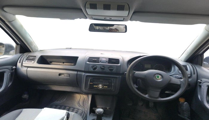 2013 Skoda Fabia ACTIVE PLUS 1.2 MPI, Petrol, Manual, 1,12,763 km, interior