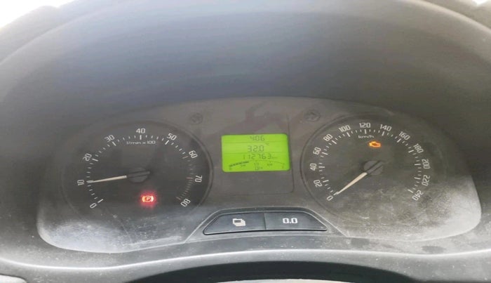 2013 Skoda Fabia ACTIVE PLUS 1.2 MPI, Petrol, Manual, 1,12,763 km, interior