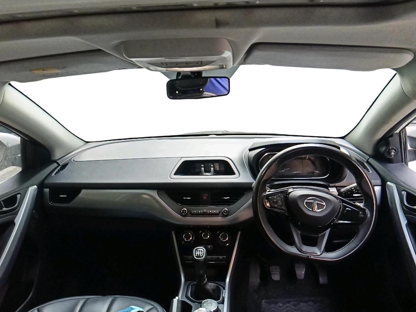2021 Tata NEXON XM SUNROOF PETROL, Petrol, Manual, 53,618 km, interior