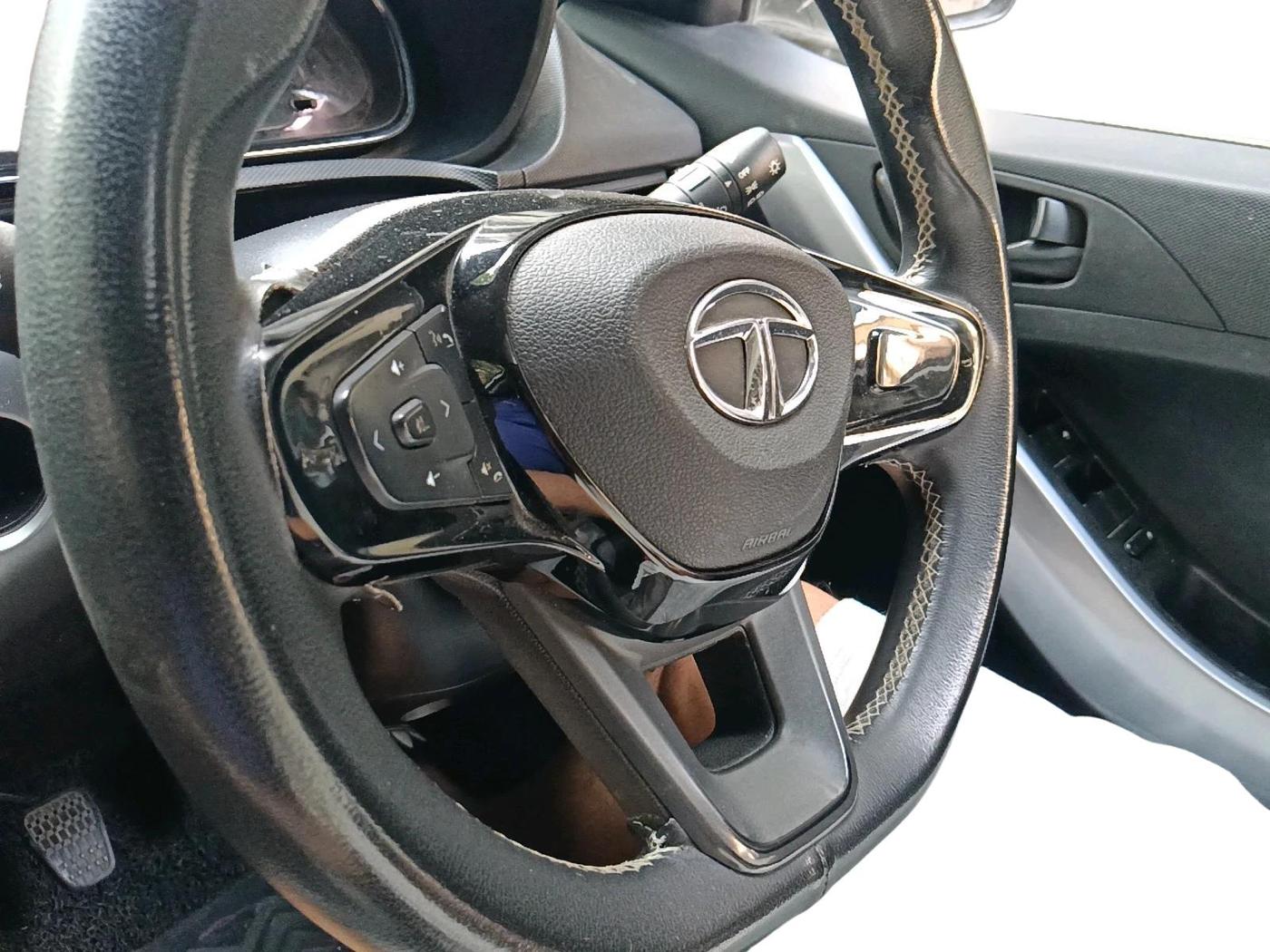 2021 Tata NEXON XM SUNROOF PETROL, Petrol, Manual, 53,618 km, interior
