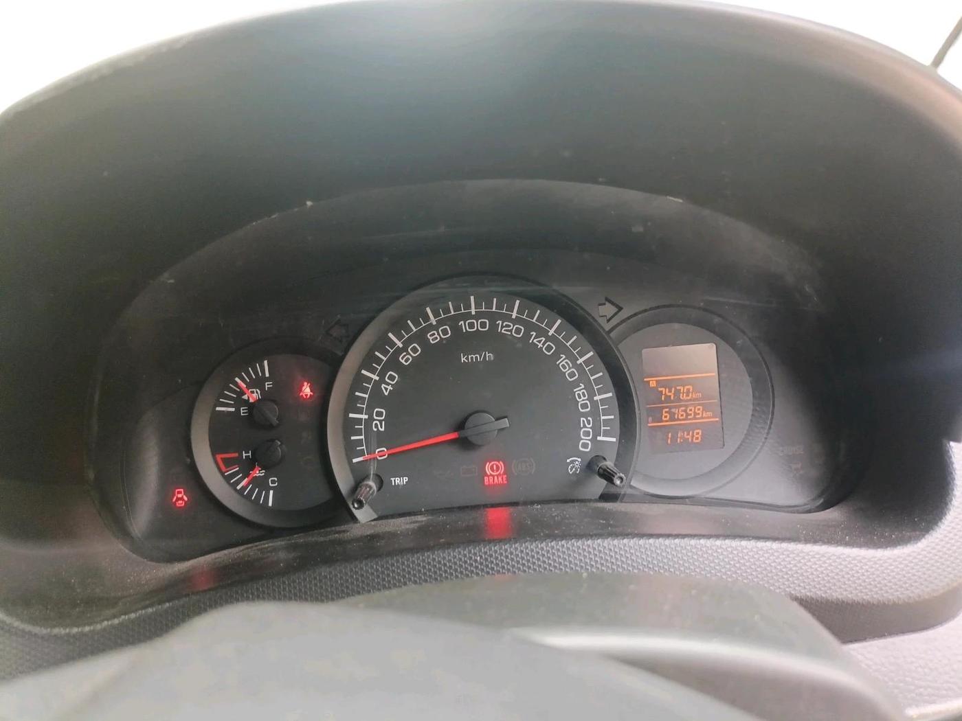 2017 Maruti Swift LXI (O), Petrol, Manual, 61,699 km, interior