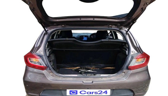 2017 Tata Tiago XZ PETROL, Petrol, Manual, 75,218 km, exterior