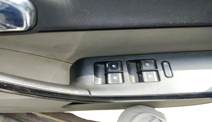 2017 Tata Tiago XZ PETROL, Petrol, Manual, 75,218 km, interior