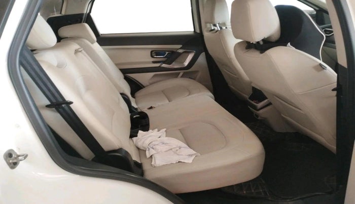 2022 Tata Safari XZ PLUS, Diesel, Manual, 44,035 km, interior