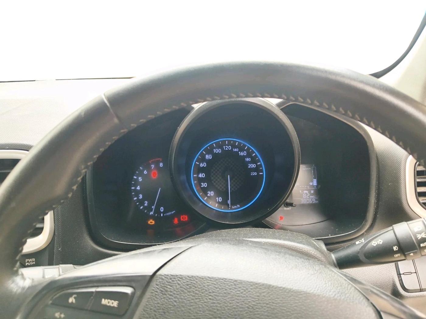 2021 Hyundai VENUE SX 1.0 TURBO, Petrol, Manual, 38,069 km, interior
