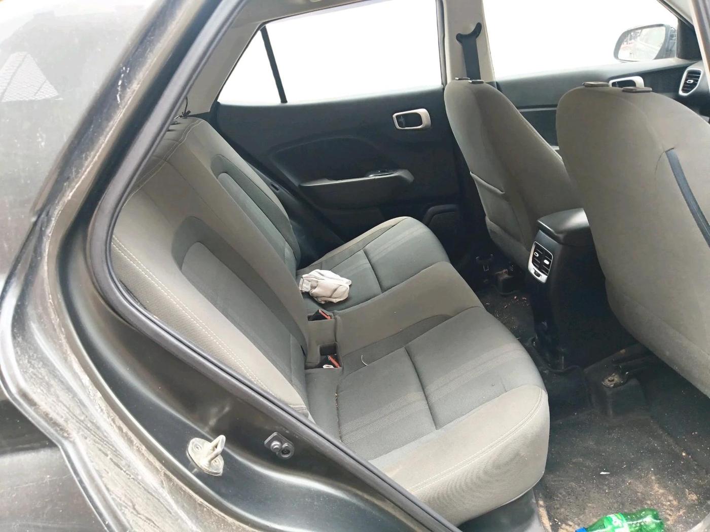 2021 Hyundai VENUE SX 1.0 TURBO, Petrol, Manual, 38,069 km, interior